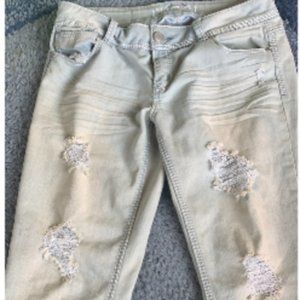 Capri Jeans